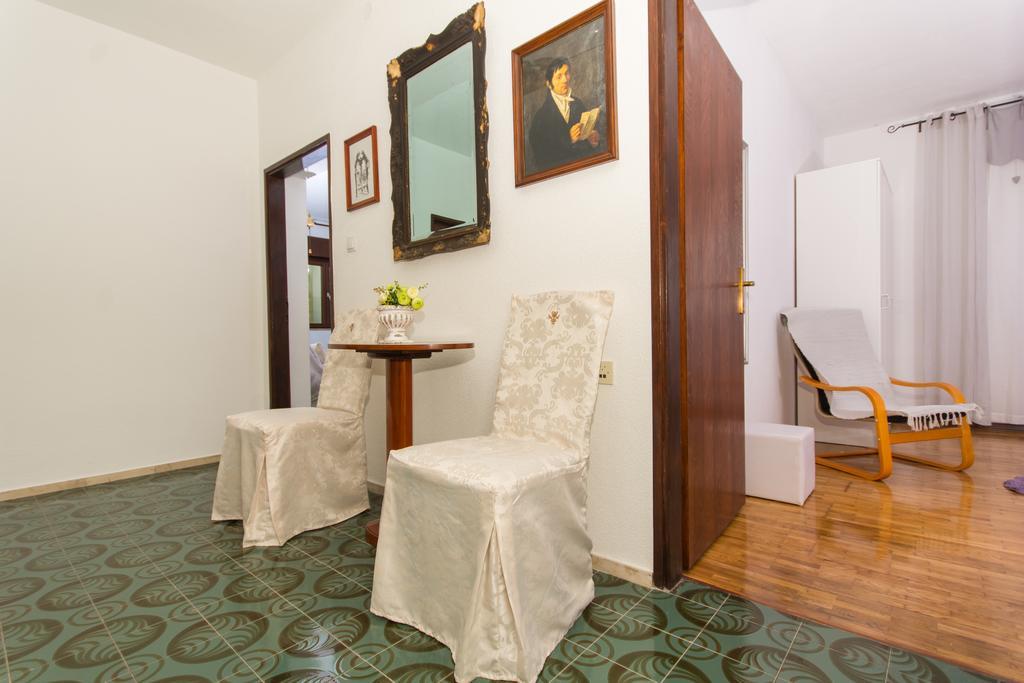 Apartment Lorenzo Trogir Luaran gambar