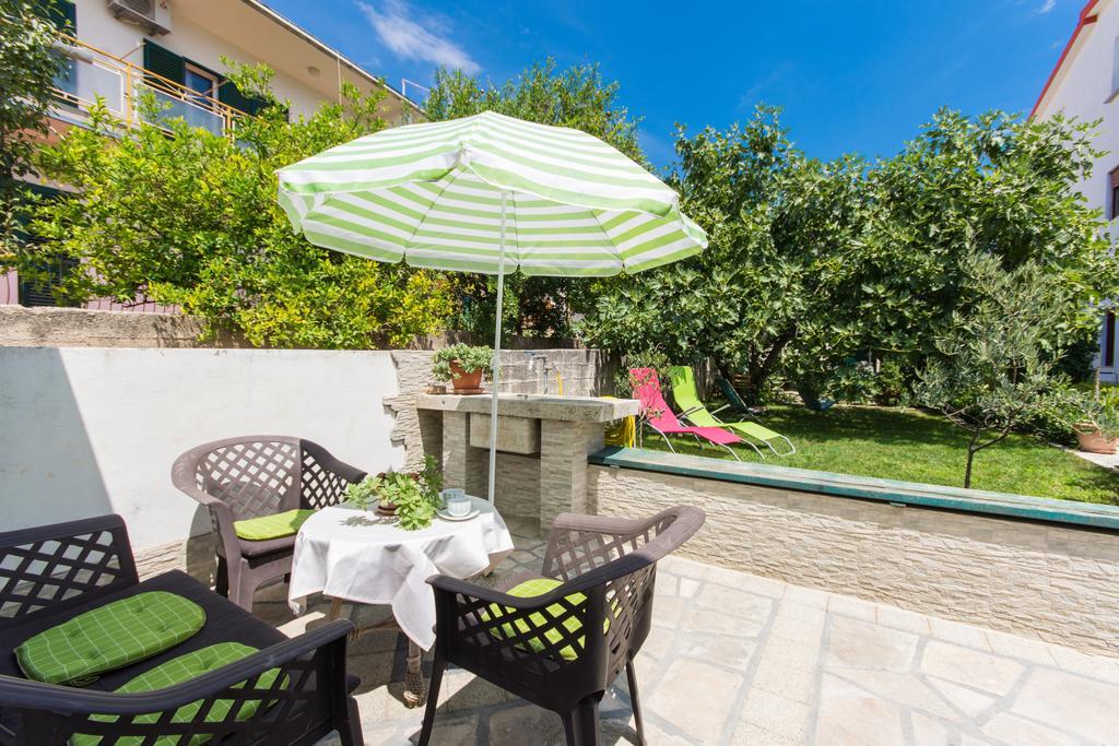Apartment Lorenzo Trogir Luaran gambar